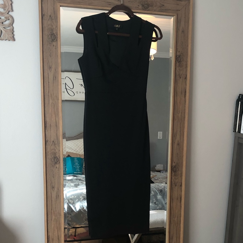 Black midi v neck dress